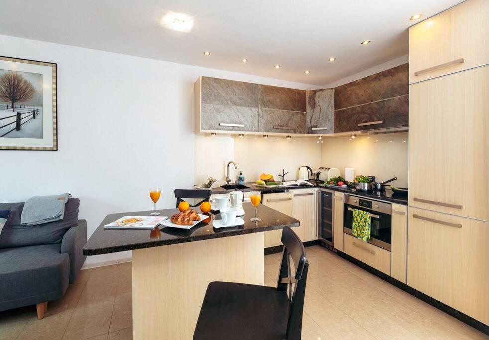 Apartment In The Heart Of Warsaw! Exterior foto